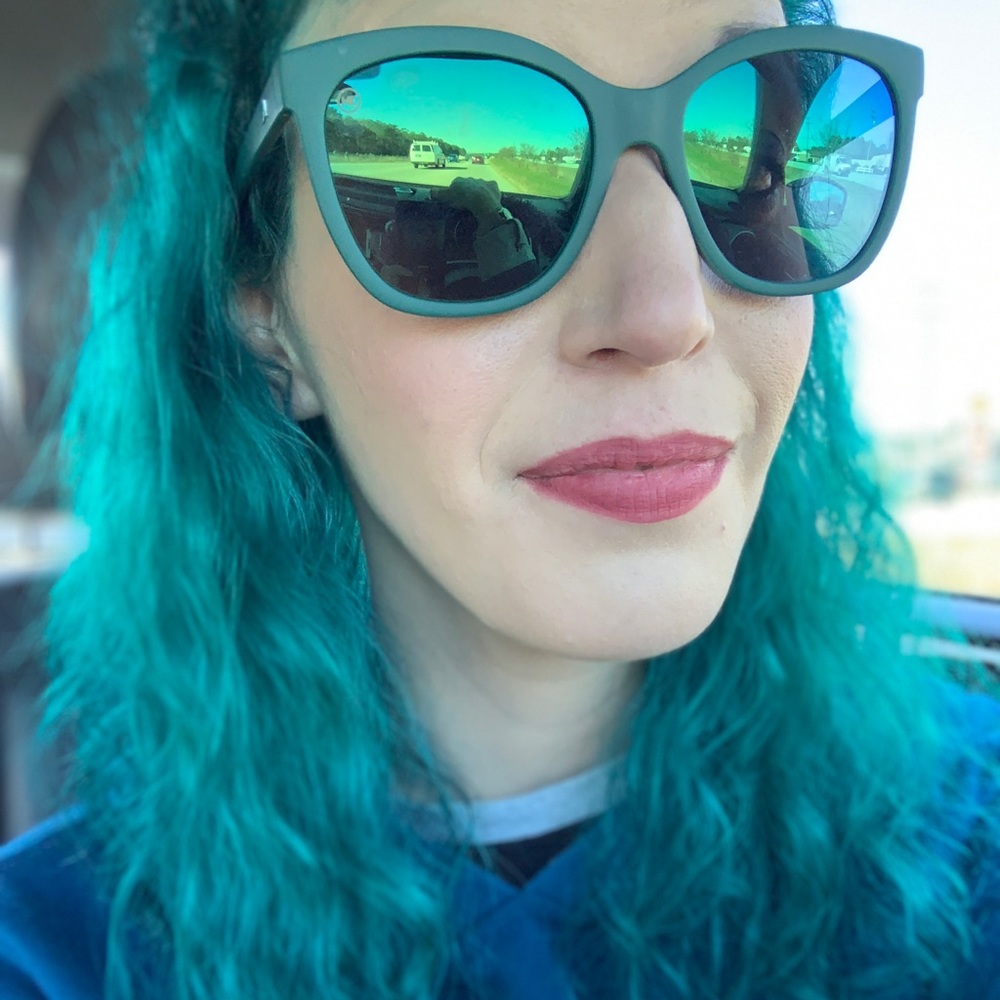 Meet your Posher, Katie